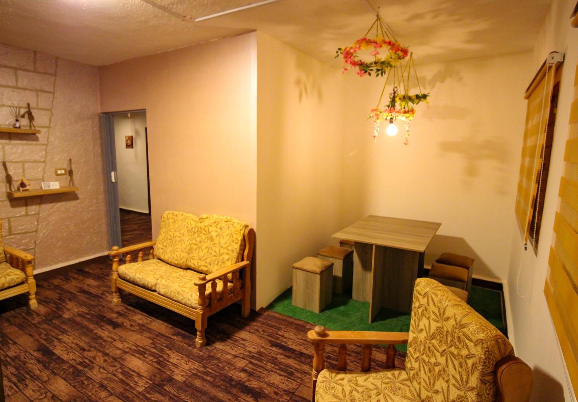Petra Nefnaf Hostel Вади Муса Экстерьер фото