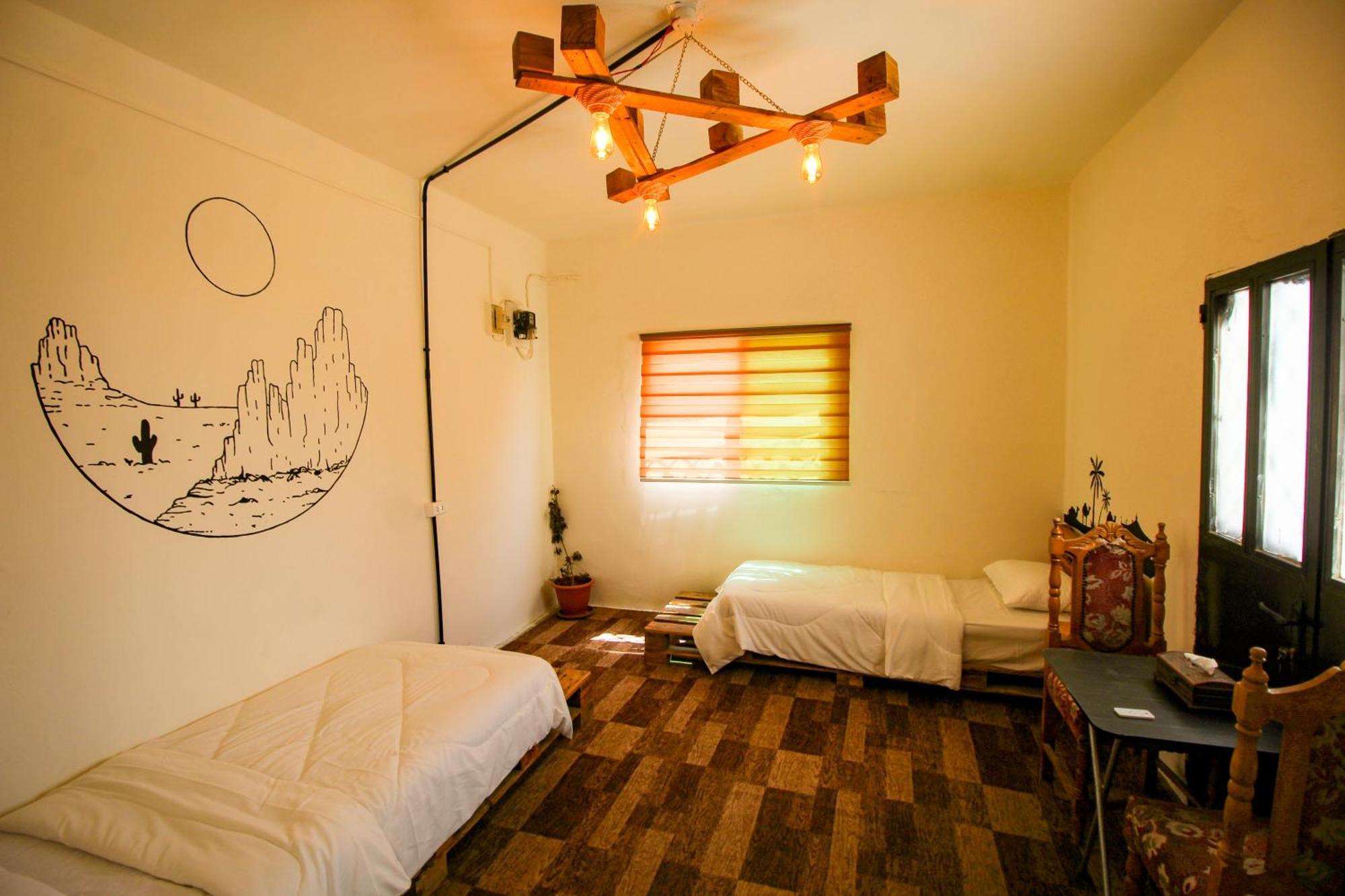 Petra Nefnaf Hostel Вади Муса Экстерьер фото