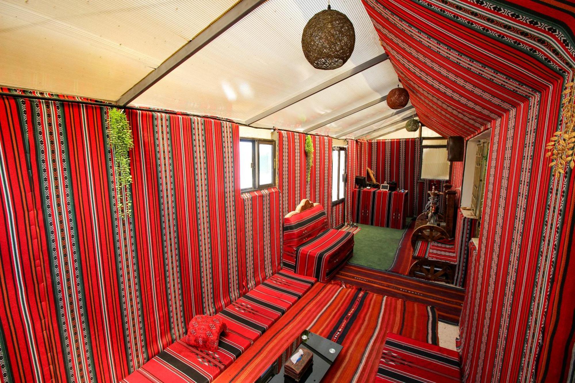 Petra Nefnaf Hostel Вади Муса Экстерьер фото